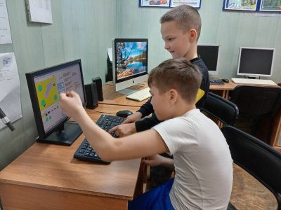 День защитника Отечества: военно-патриотическое творчество наших ребят.